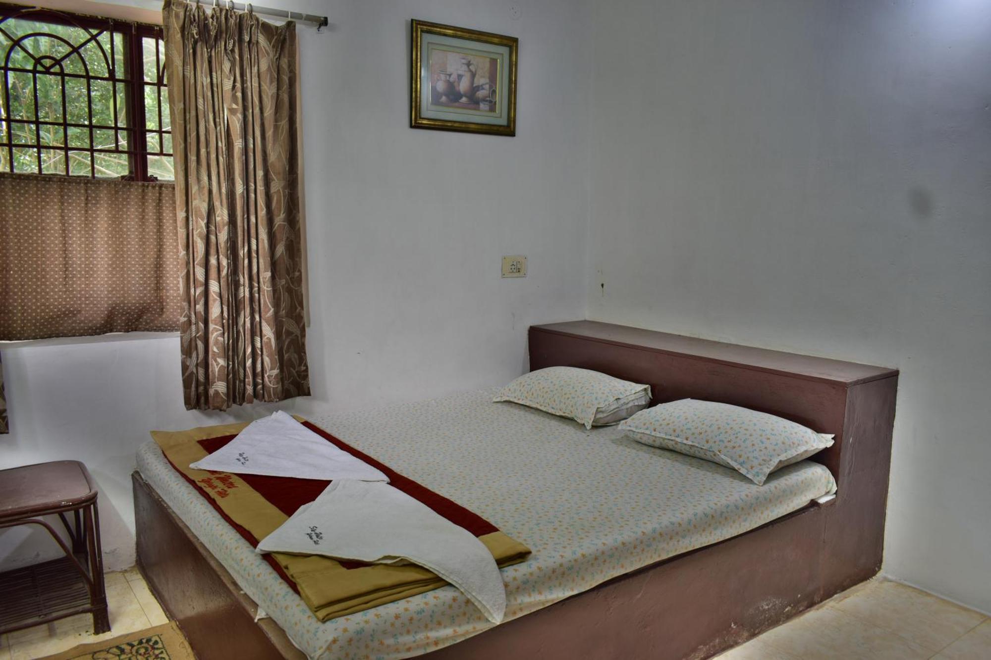 Silent Waters Resorts Yelagiri Eksteriør bilde